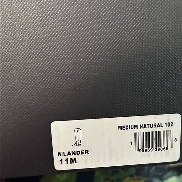 Marc Fisher LTD womens Ander Medium Natural Leather 101 Size 11 NIB - Picture 3 of 7